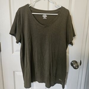 Noble Outfitters T-shirt